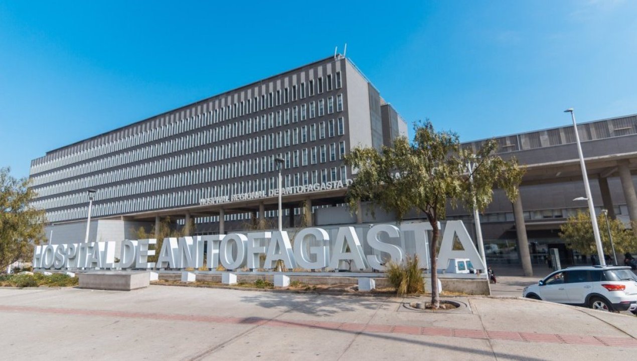 /local/hospital-regional-de-antofagasta-apoyo-a-familia-aislada-en-taltal-mediante