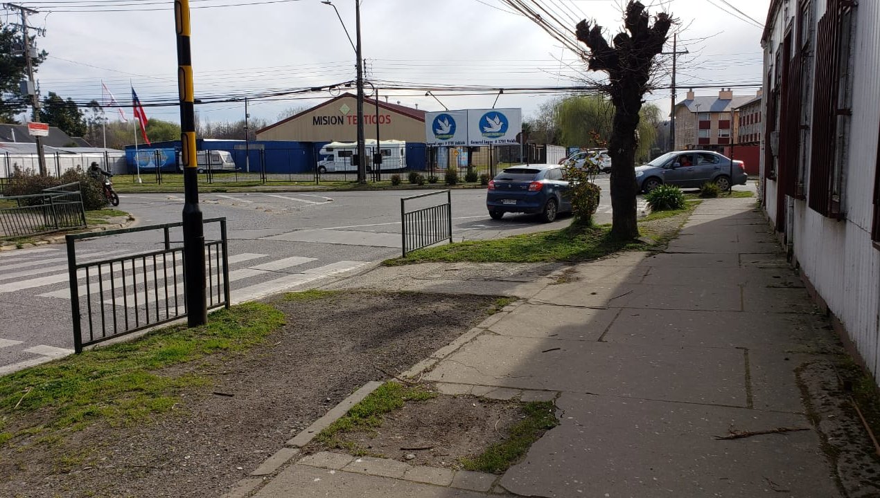 /en-valdivia-vecinos-de-general-lagos-reclaman-problemas-de-transito-en-su-avenida