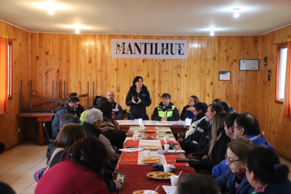 Informaron a vecinos por actividad volcánica en Cordón Caulle