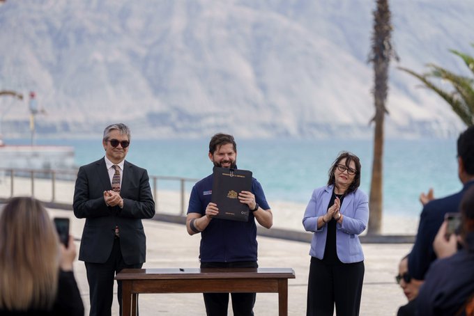 /regionales/region-de-antofagasta/royalty-minero-presidente-boric-promulga-ley-en-region-de-antofagasta