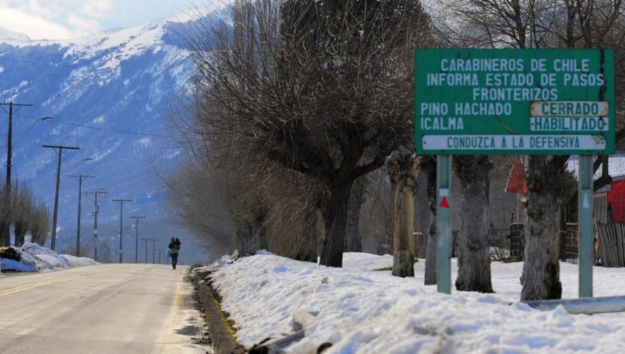 /internacional/america-del-sur/argentina/argentino-intento-ingresar-a-chile-con-su-esposa-muerta-en-el-asiento-del