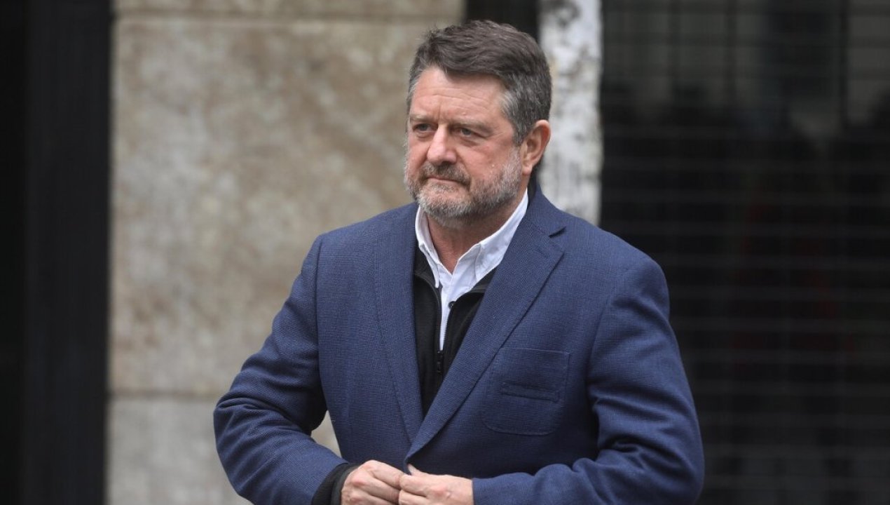 /buscan-destitucion-de-claudio-orrego