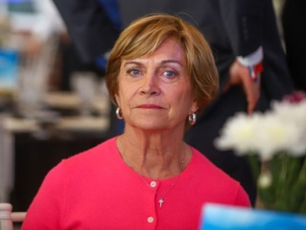 Matthei sobre financiamiento de TVN: “No sé cuánto cuestan las cosas... no lo tengo claro”