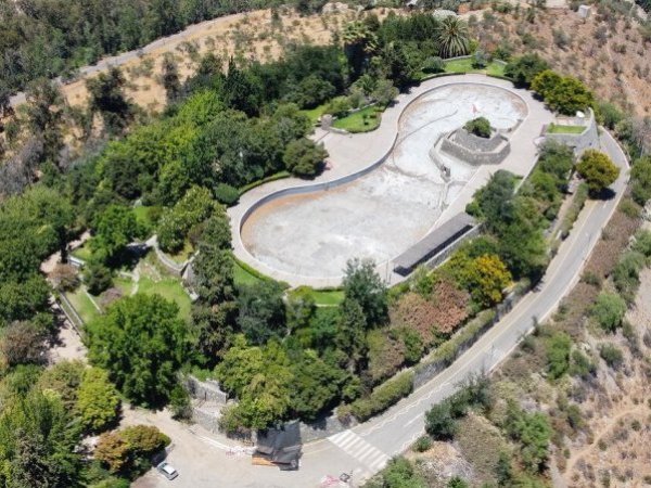 Barómetro revela alta conciencia sobre crisis hídrica y confianza en agua potable en Chile