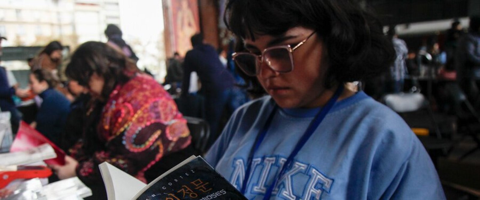 La lectura como medicina: Cómo el hábito de leer fortalece el cerebro en cada etapa de la vida