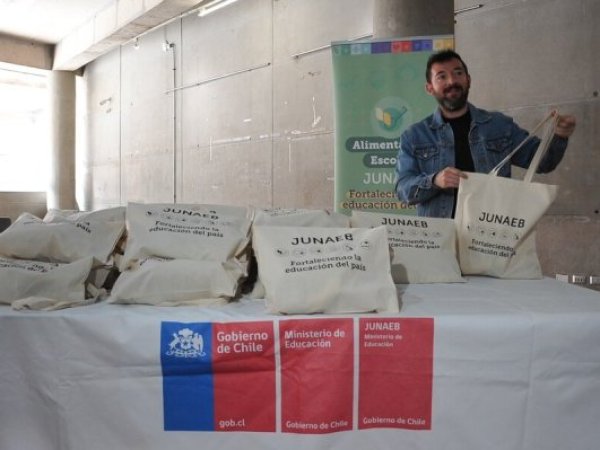 Junaeb asegura continuidad del Programa de Alimentación Escolar
