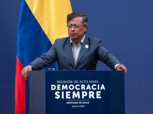Petro desconoce preconteo electoral y acusa compra de votos tras primera vuelta en Colombia