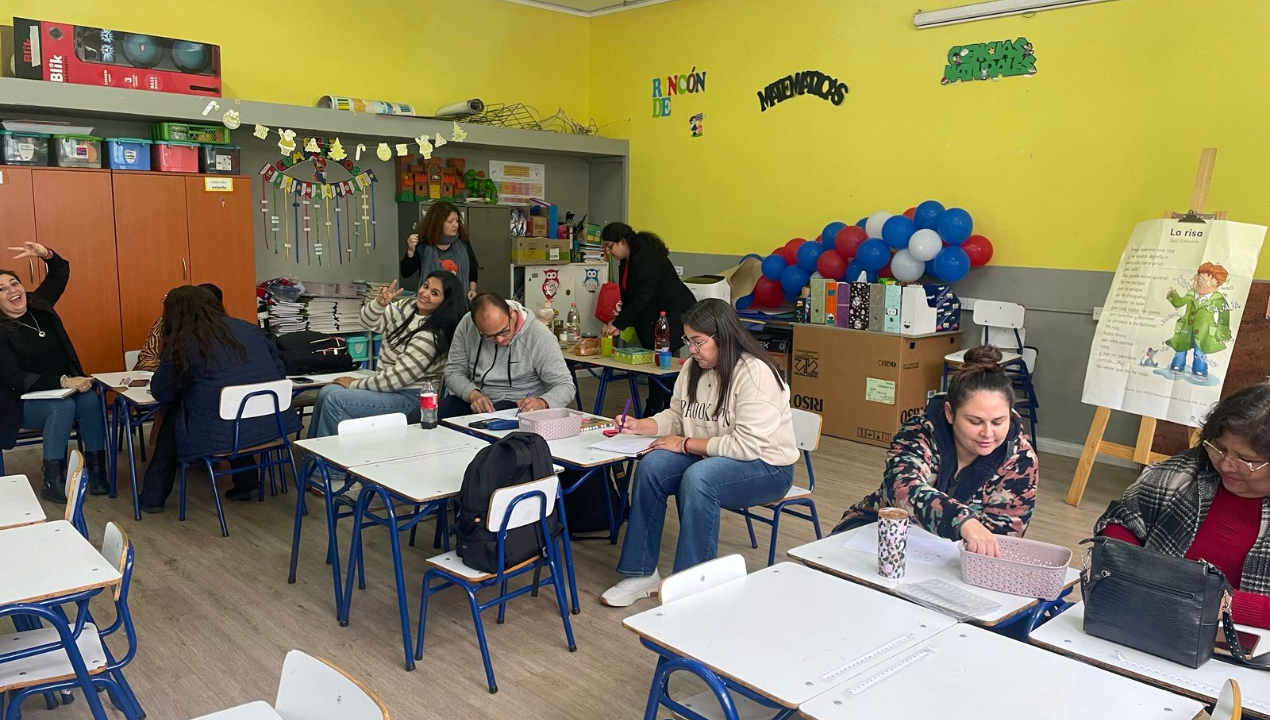 /docentes-de-antofagasta-forman-comunidades-de-aprendizajes
